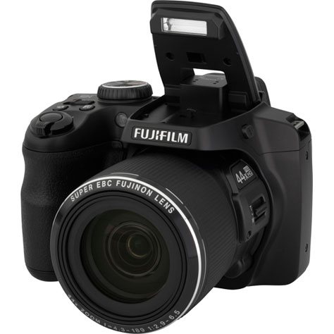 Fujifilm FinePix S8400W - Vue principale