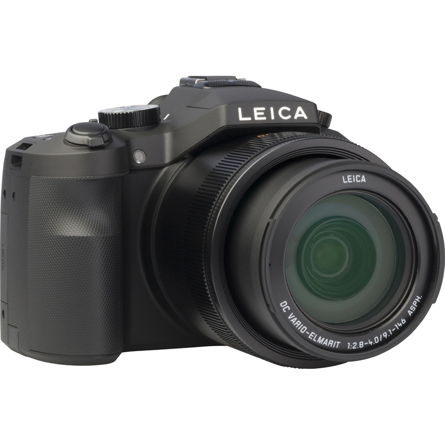 Leica V-Lux (Type 114) - Vue de 3/4 vers la droite