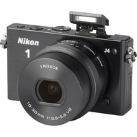 Nikon 1 J4 + 1 Nikkor VR 10-30 mm PD-Zoom
- Vue principale