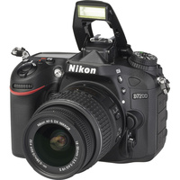 Nikon D7200 + AF-S DX Nikkor 18-55 mm G VR II