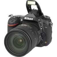 Nikon D750 + AF-S Nikkor 24-120 mm G ED VR