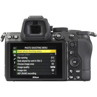 Nikon Z5 + Nikkor Z 24-50 mm - Vue de dos