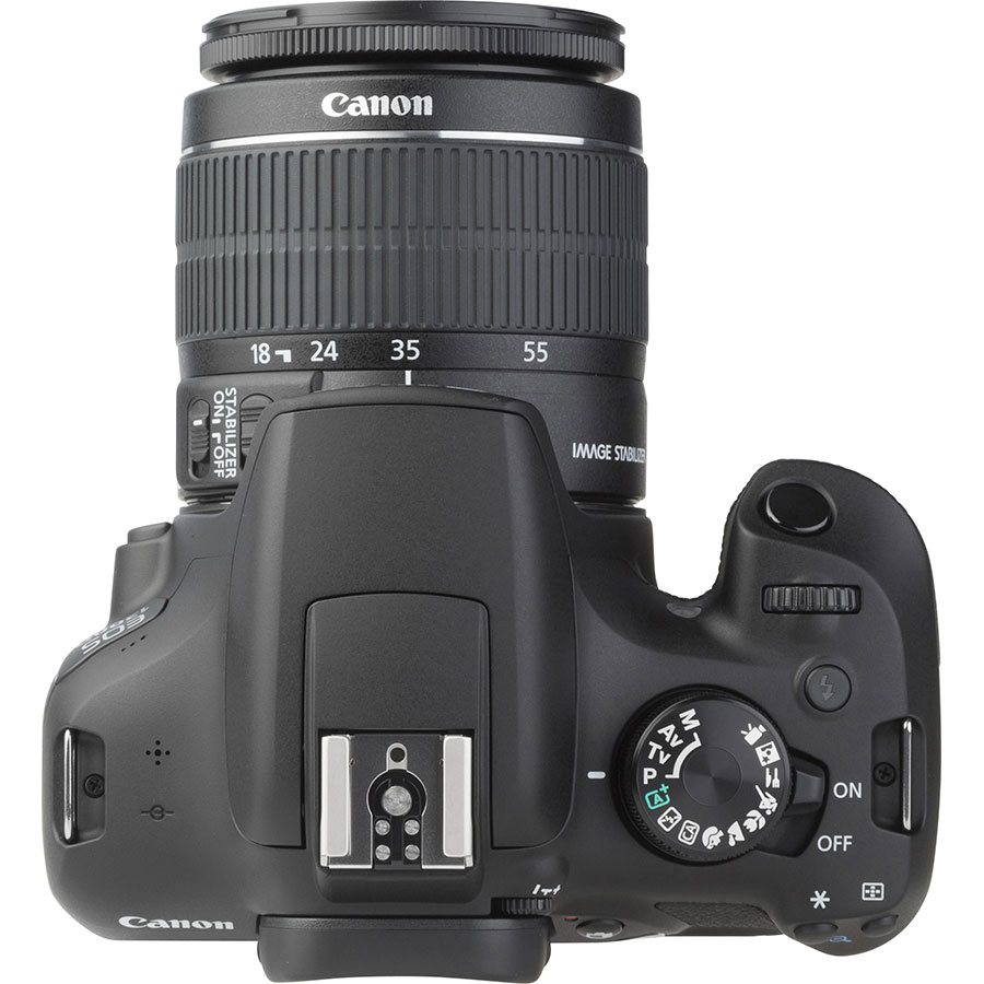 Canon EOS 80D + EF-S 18-135 mm IS USM - Vue du dessus