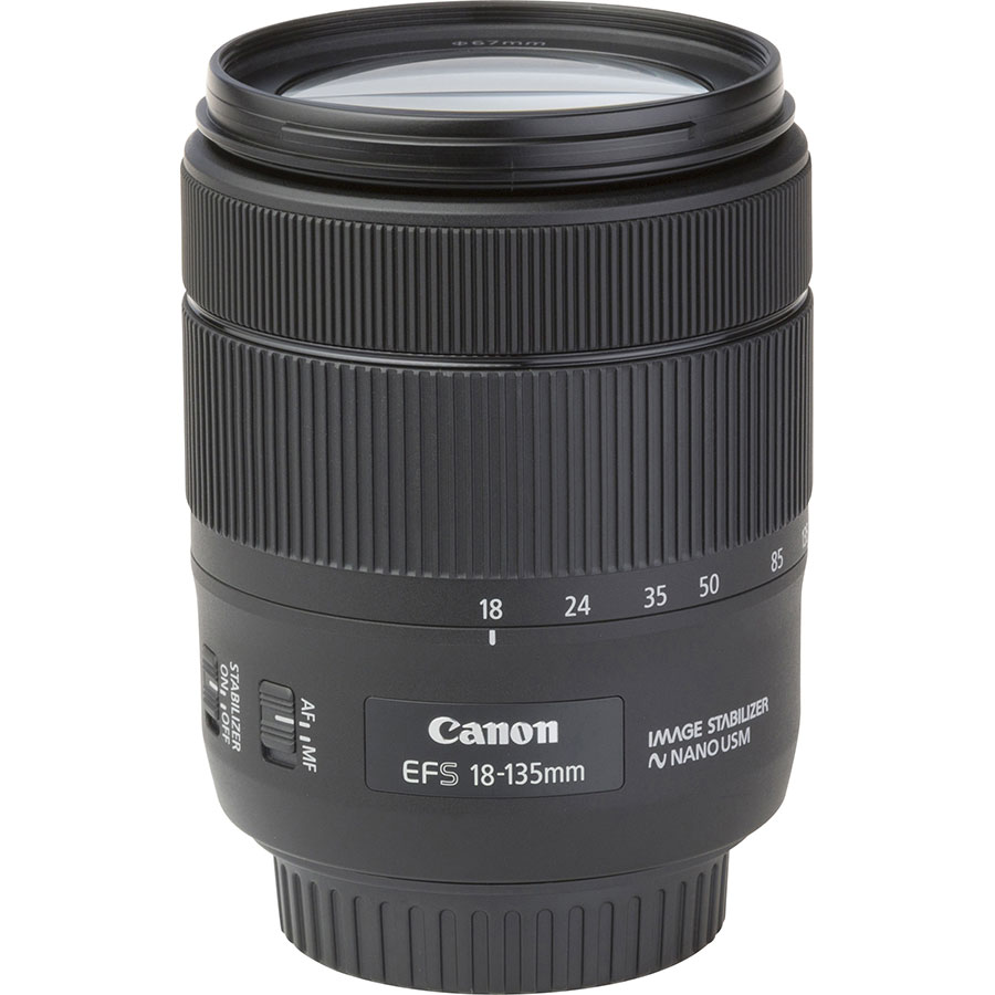 Canon EOS 80D + EF-S 18-135 mm IS USM - Vue de l'objectif