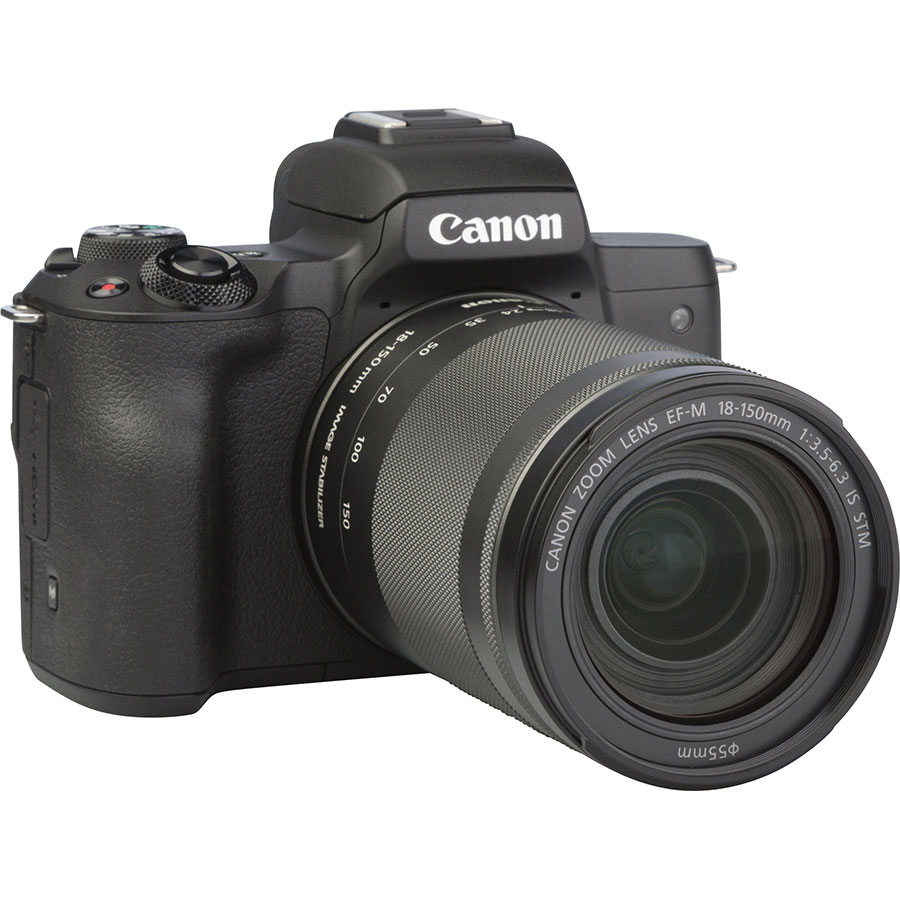 Canon EOS M50 + EF-M 18-150 mm IS STM - Vue de 3/4 vers la droite