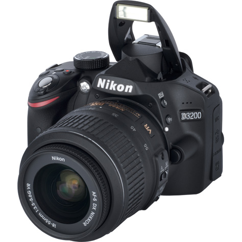 Nikon D3200 + AF-S G 18-55mm VR - Vue principale