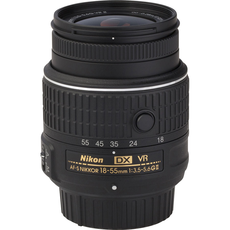 Nikon D7200 + AF-S DX Nikkor 18-55 mm G VR II - Vue de l'objectif