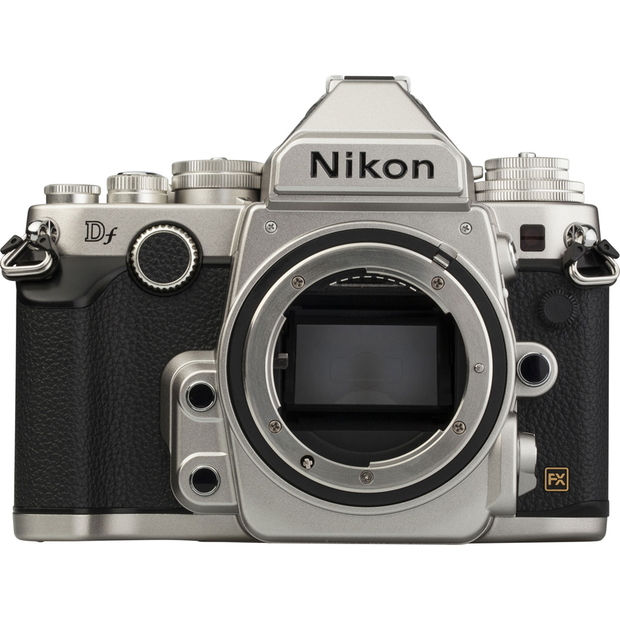 Nikon DF + AF-S Nikkor 50 mm G SE - Vue de face sans objectif