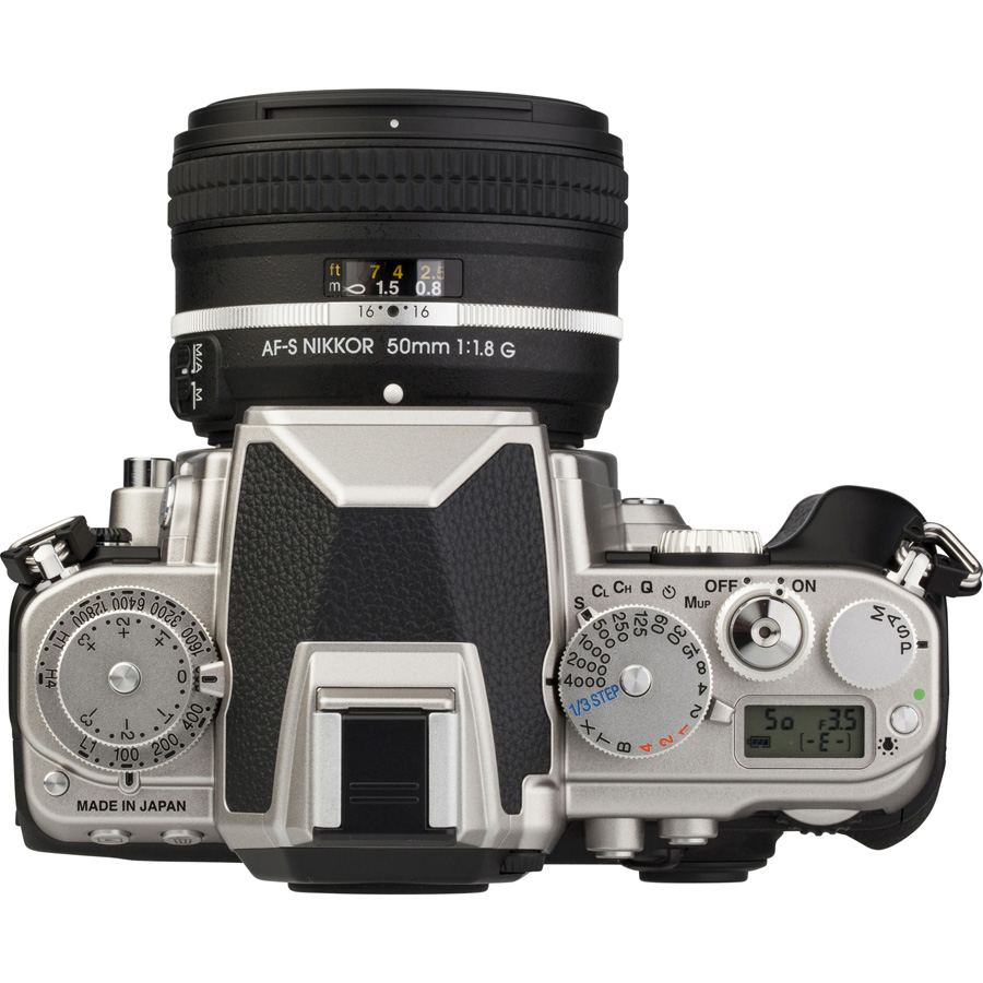 Nikon DF + AF-S Nikkor 50 mm G SE - Vue du dessus