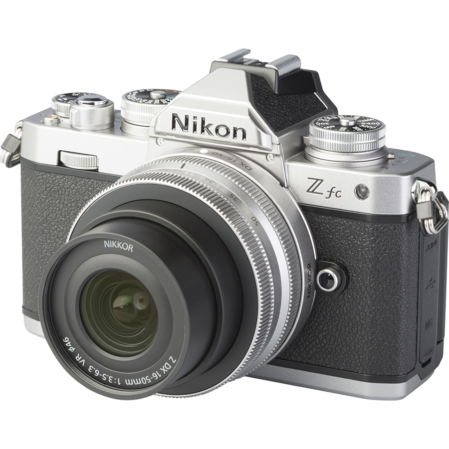 Nikon Z FC + Nikkor Z DX 16-50 mm VR - Vue principale