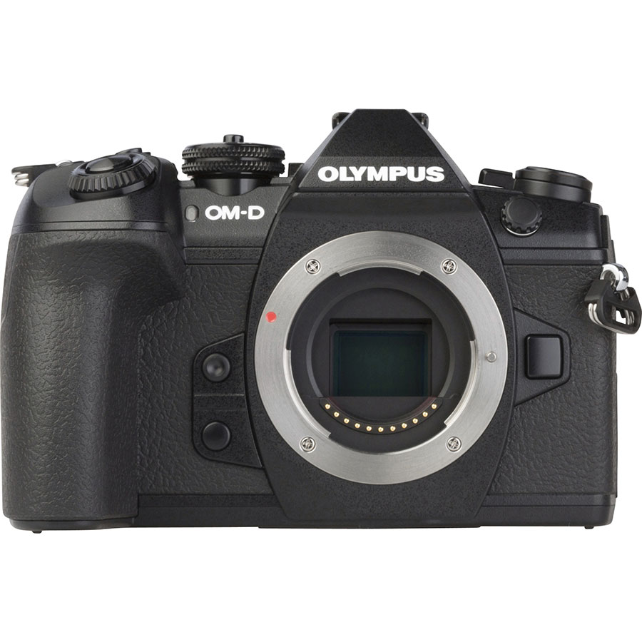 Olympus OM-D E-M1 Mark II + M. Zuiko Digital ED 12-40 mm Pro - Vue de face sans objectif