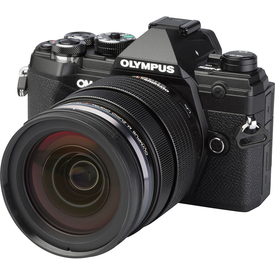 Olympus OM-D E-M5 Mark III + M.Zuiko Digital ED 12-40 mm Pro - Vue principale