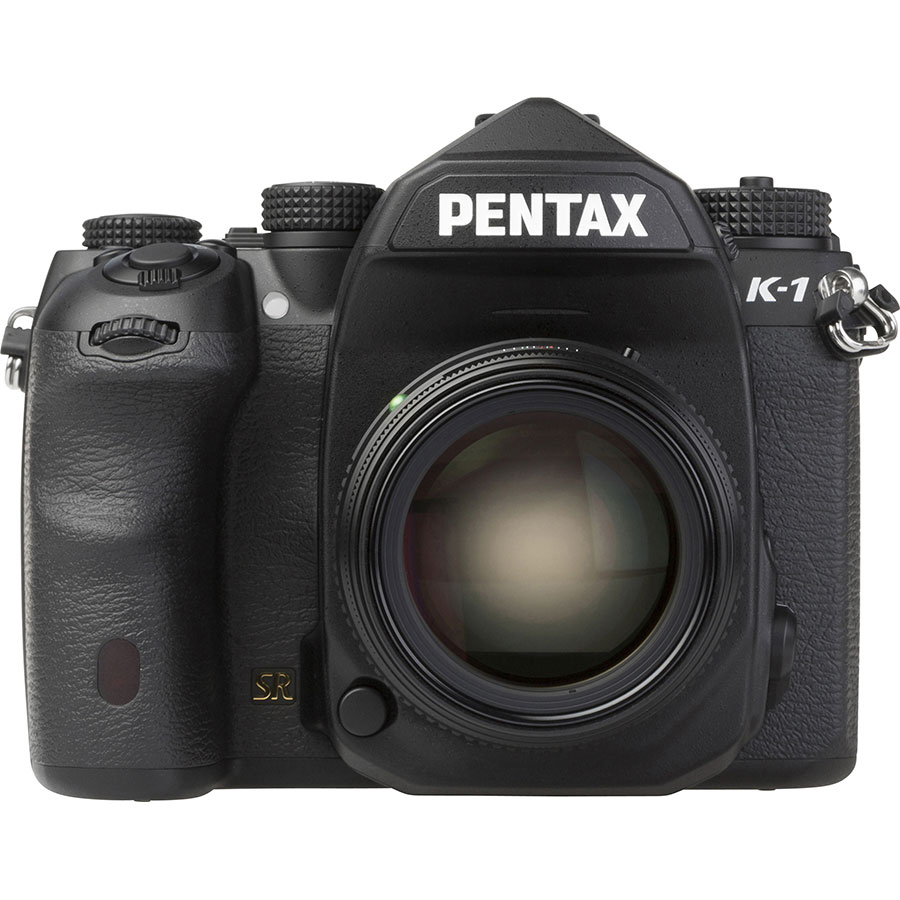 Pentax K-1 + SMC FA 77 mm Limited - Vue de face