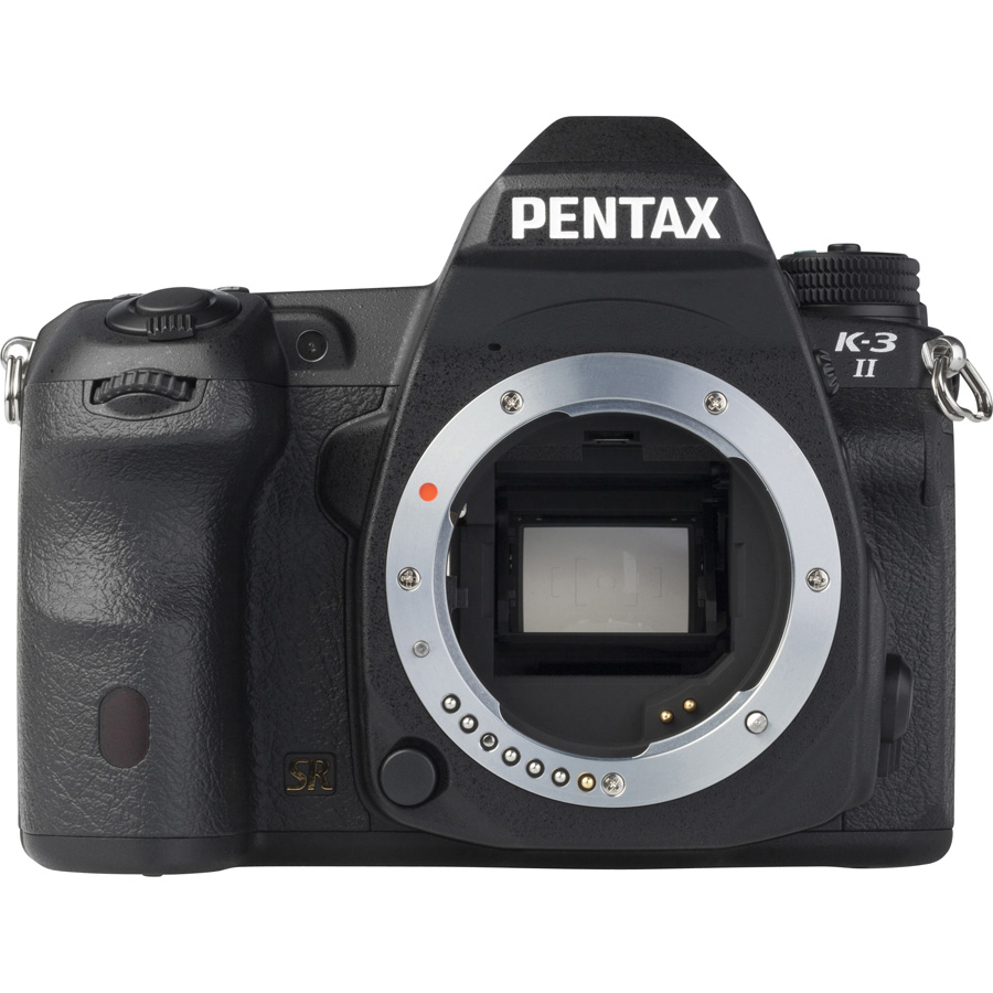 Pentax K-3 II + SMC-DA L 18-55 mm AL WR - Vue de face sans objectif
