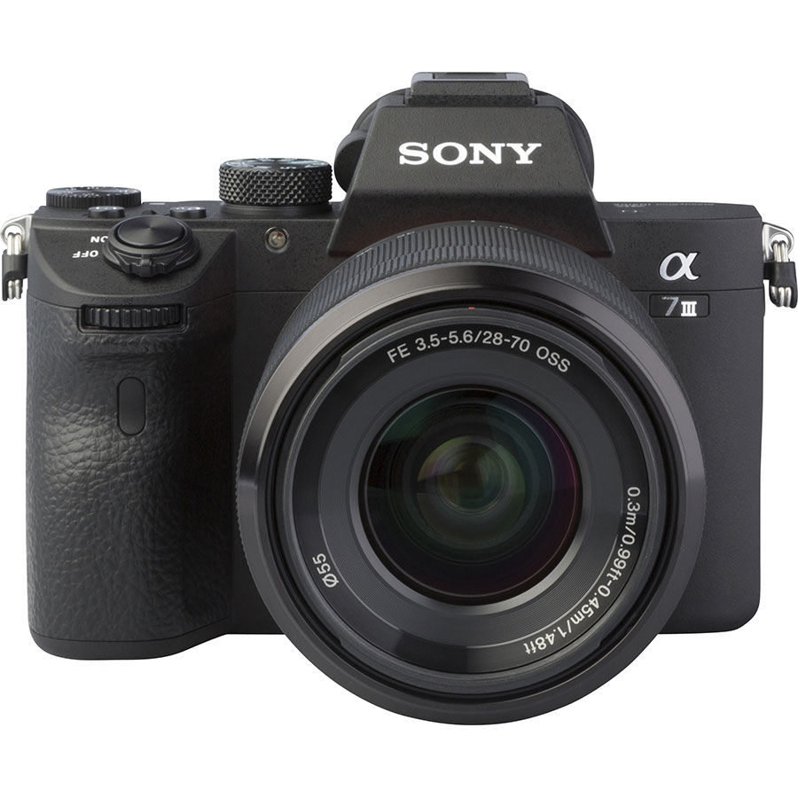 Sony ILCE-7M3 + 28-70 mm OSS SEL2870 - Autre vue de face