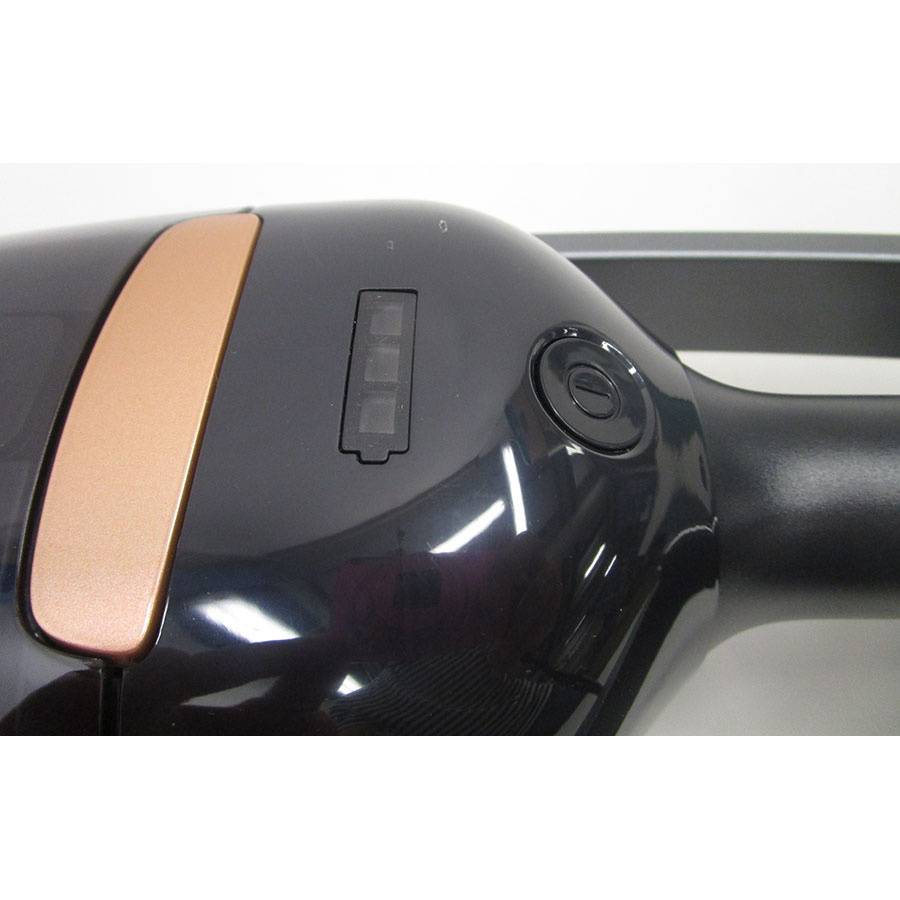 Electrolux PQ91-40GG Pure Q9  - Bouton marche/arrêt