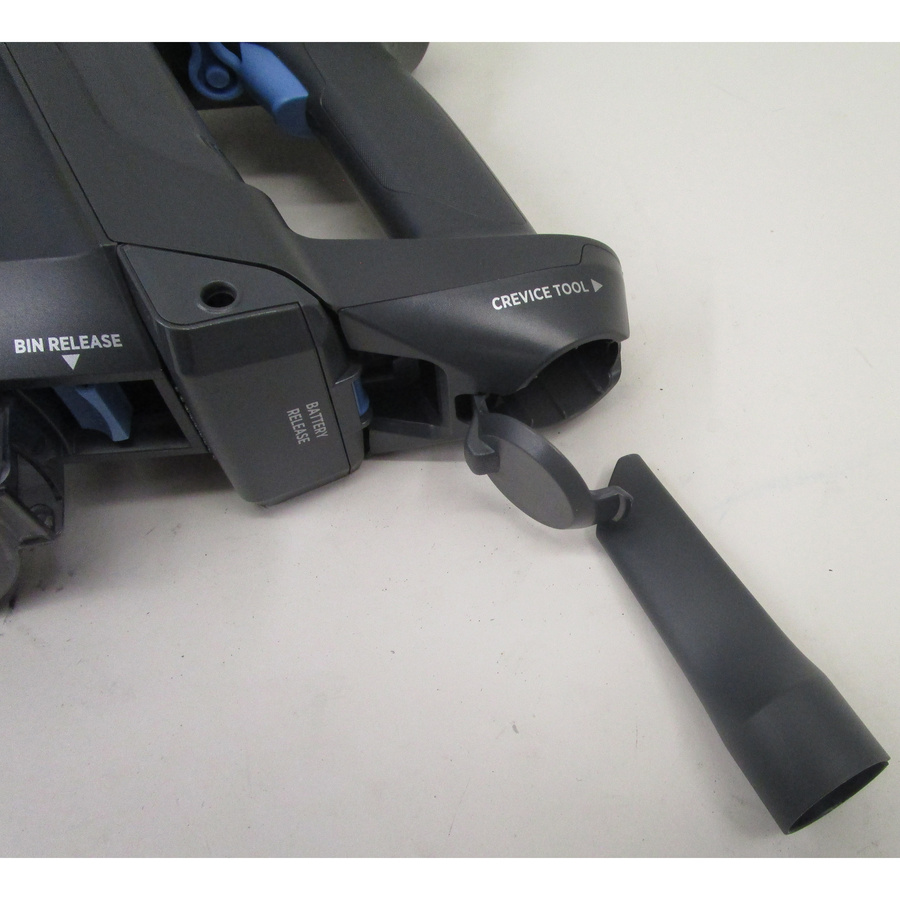 Hoover HF122DPT H-Free 100 - Rangement des accessoires