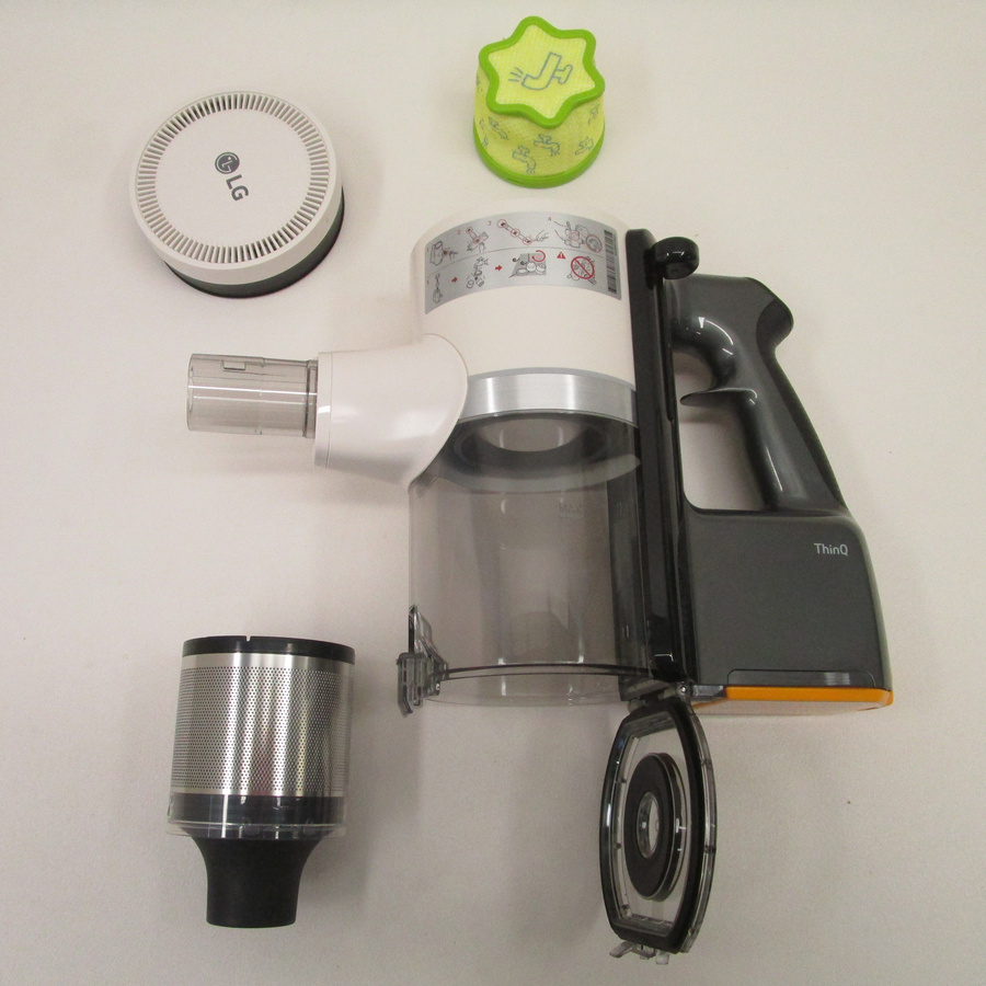 LG Kompressor A9K-Ultra2C - Bac à poussières et ses filtres démontés