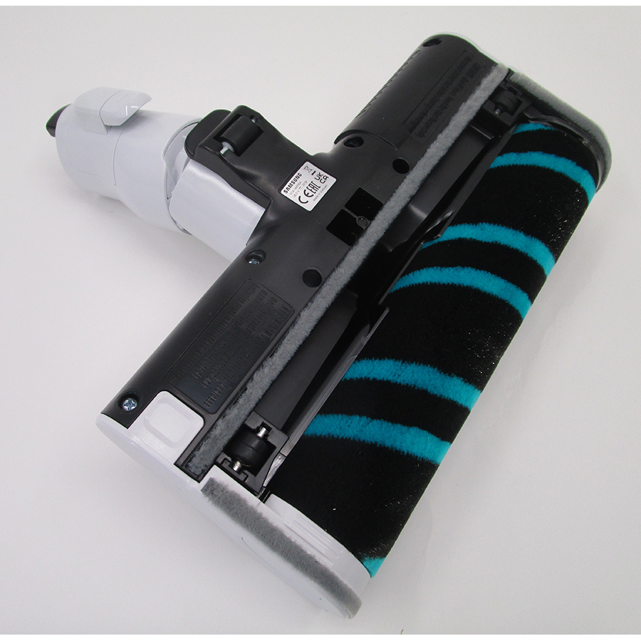 Samsung Jet 70 VS15T7036R5 - Brosse parquets et sols durs vue de dessous