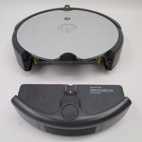 iRobot Roomba 698 - Réservoir à poussière sous l'appareil