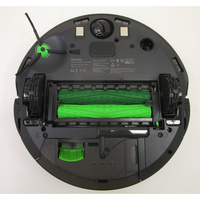 iRobot Roomba Combo 10 Max X0858 AutoWash - Vue de dessous