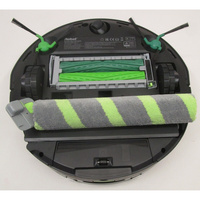 iRobot Roomba Max 705 Combo + base AutoWash X185040 - Rouleau de lavage retiré