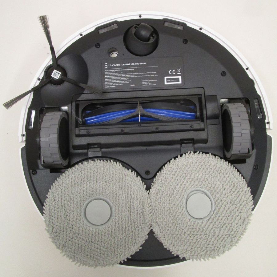 Ecovacs Deebot N30 Pro Omni - Vue de dessous