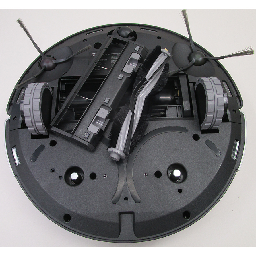 Ecovacs Deebot X1 Omni - Brosse principale retirée