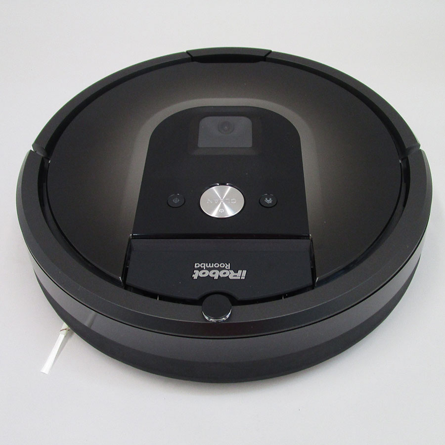 iRobot Roomba 980 - Vue de face