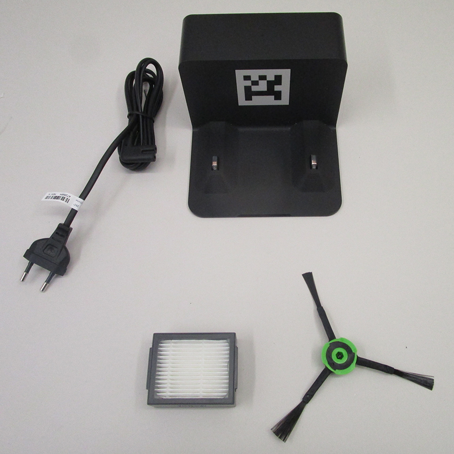 iRobot Roomba J7 J7158 - Accessoires fournis de série