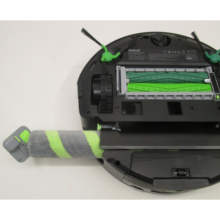 iRobot Roomba Max 705 Combo + base AutoWash X185040 - Accès au rouleau de lavage