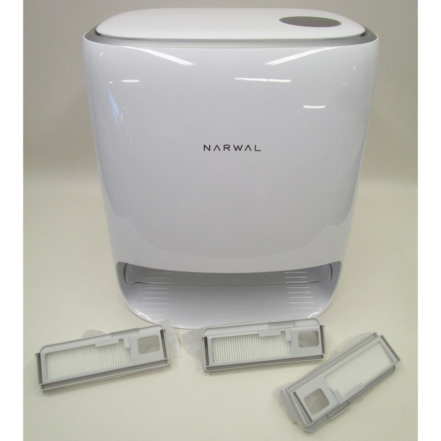 Narwal Freo X Ultra - Station de charge et accessoires fournis