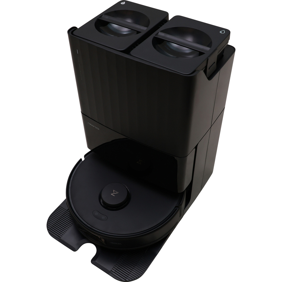 Roborock Qrevo Edge 5V1 - Aspirateur sur sa station de charge