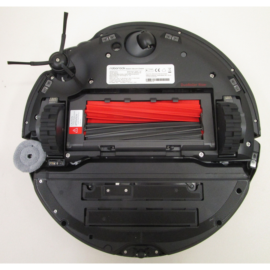 Roborock S8 MaxV Ultra black - Vue de dessous