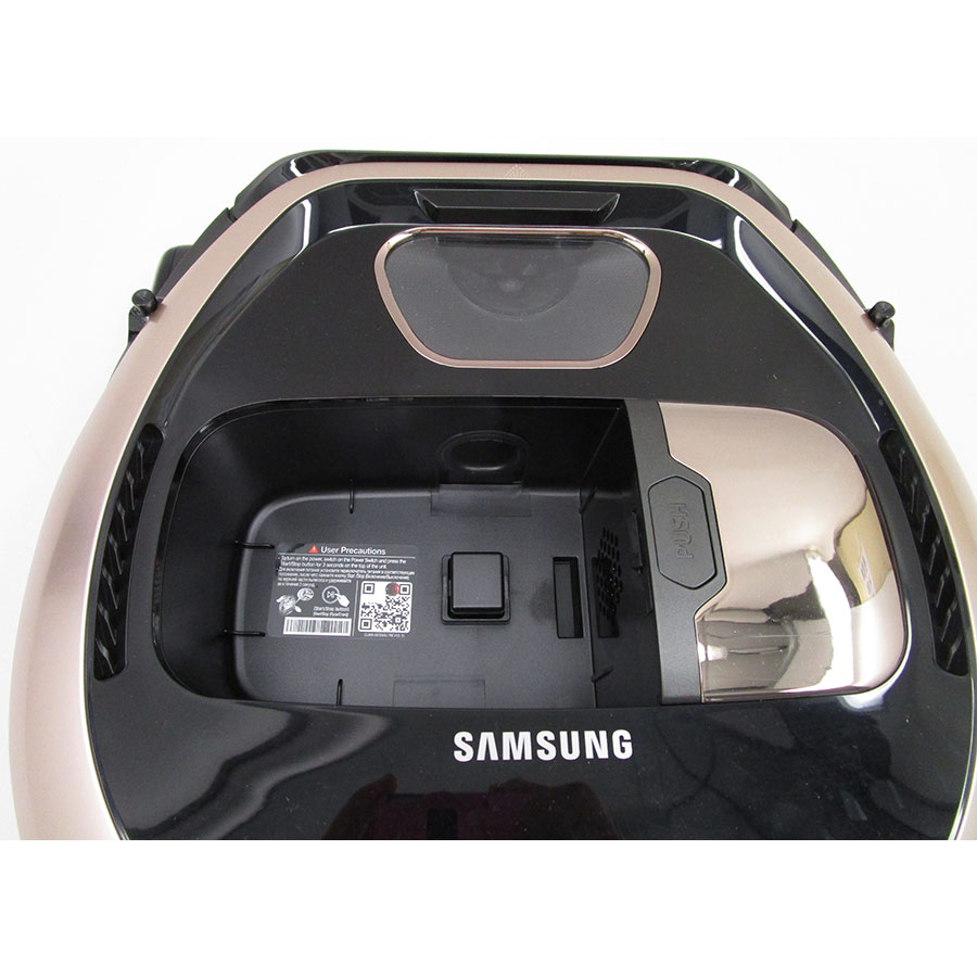 Samsung PowerBot SR2FM7070WD(*9*) - Réservoir à poussière accessible par le haut