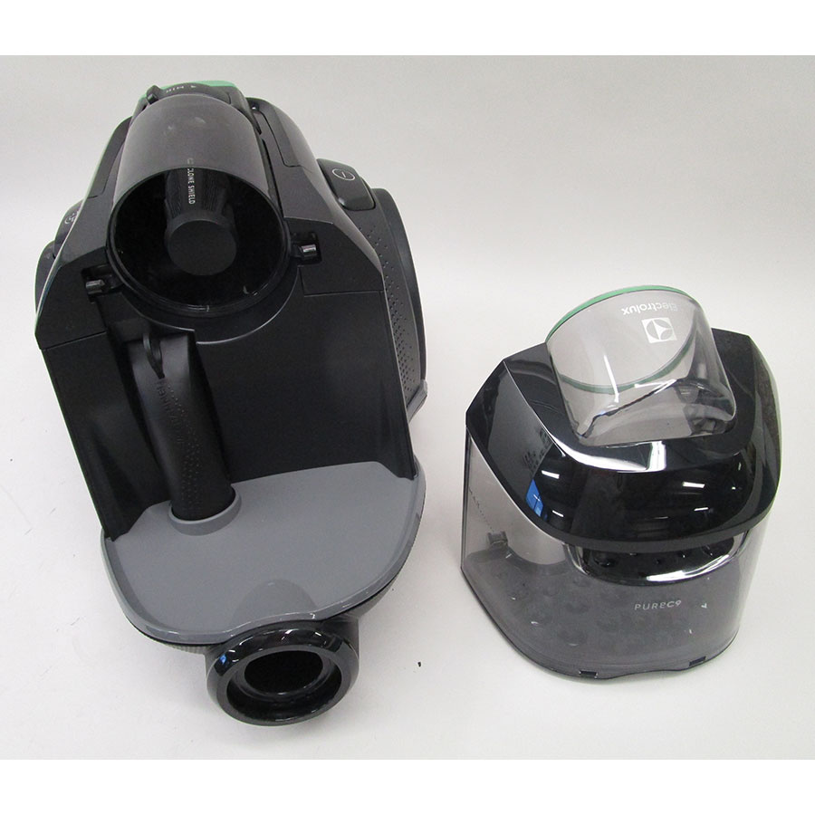 Electrolux PC91-Green Pure C9 - Bac à poussières sorti