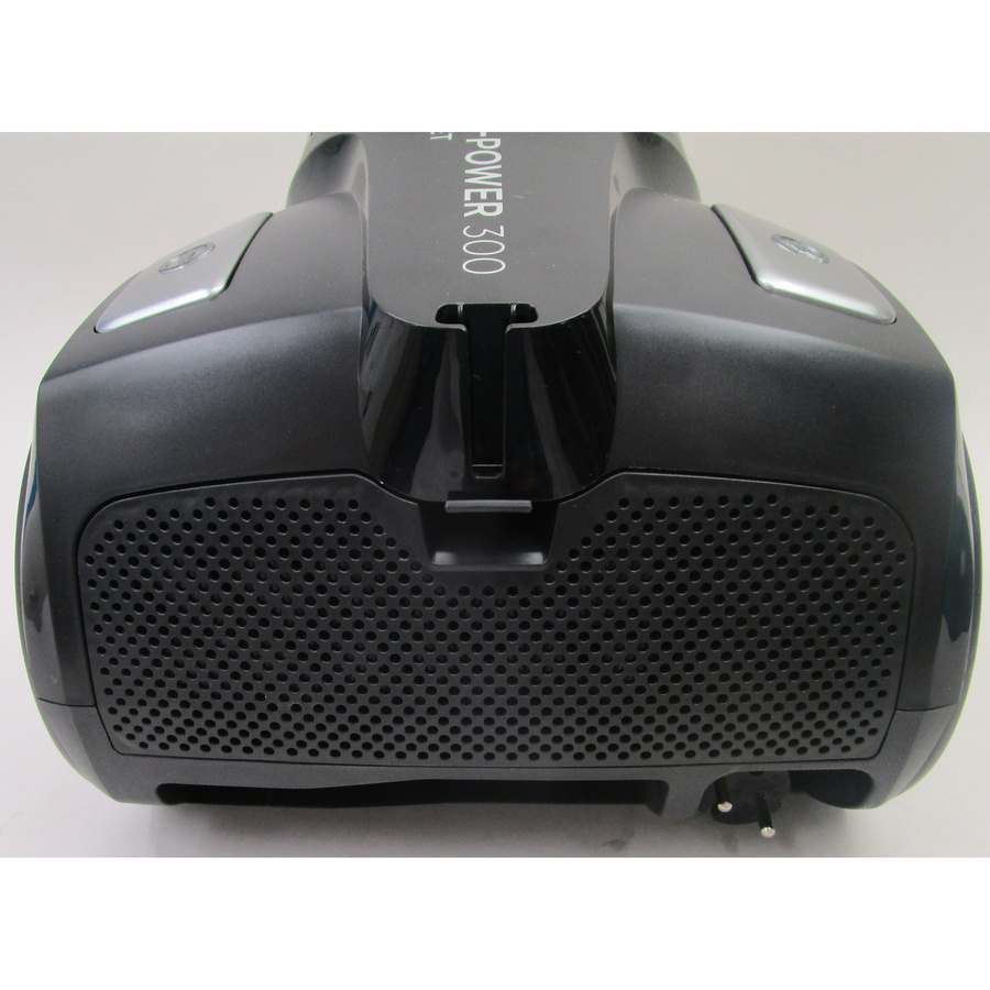 Hoover HP320PET - Fixe tube arrière et sortie de câble