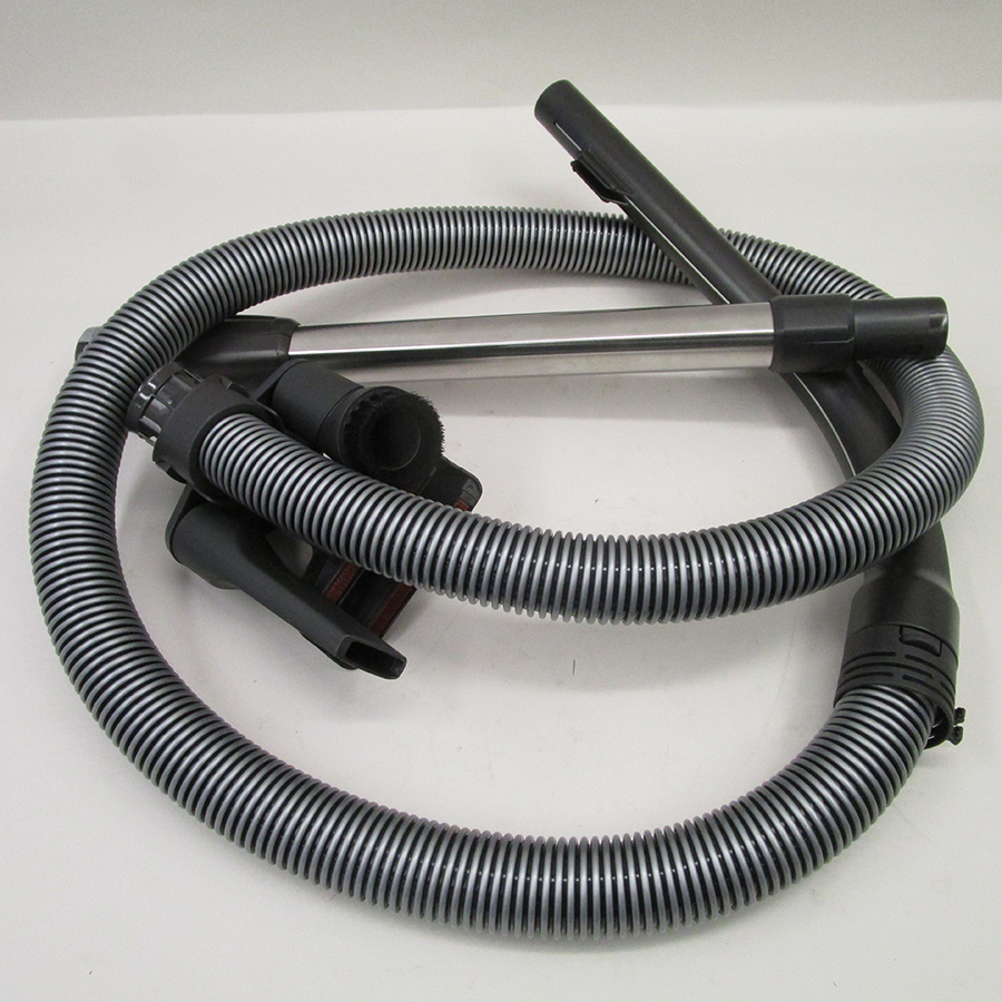 Miele Compact C2 Silence EcoLine SDRK4 - Flexible et tube métal télescopique