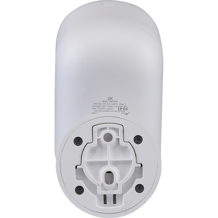 Arlo Essential 2K extérieure - Vue de dos