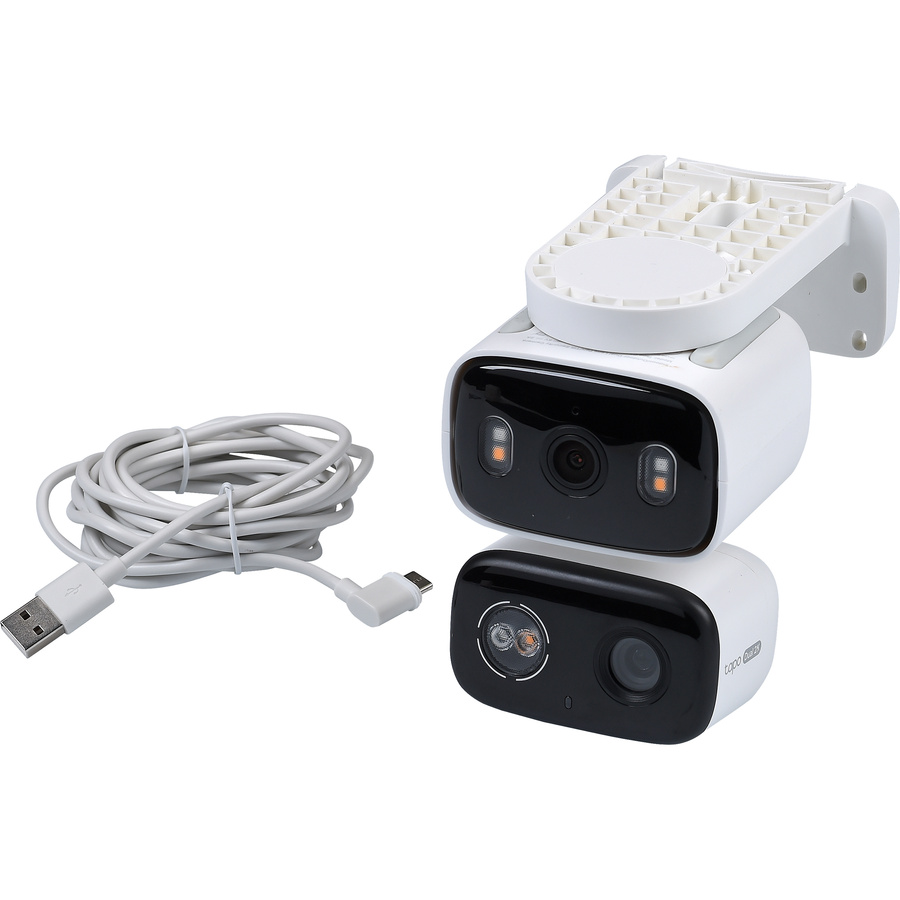 Tapo (TP-Link) C246D - Vue de 3/4