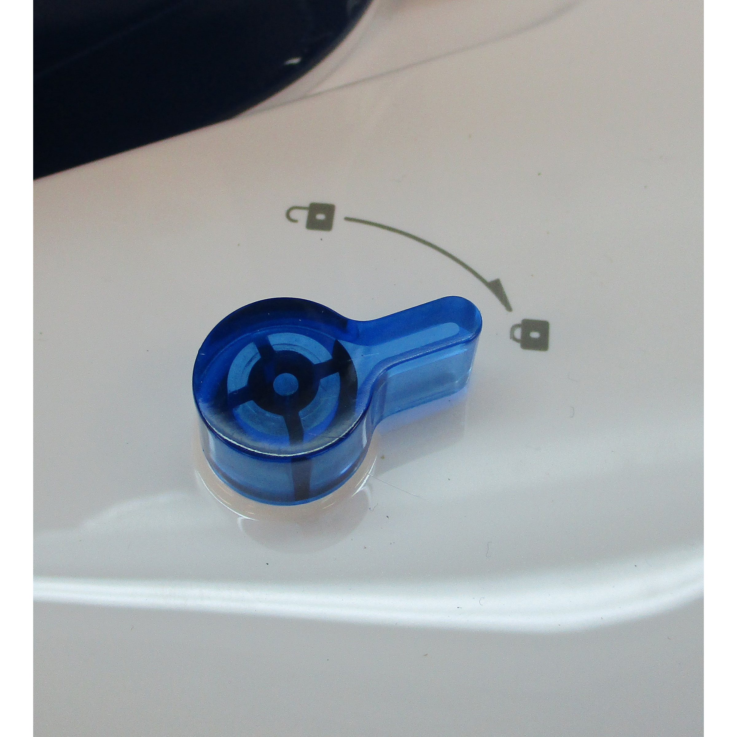 Braun IS2565BL Carestyle Compact Pro - Système de verrouillage du fer