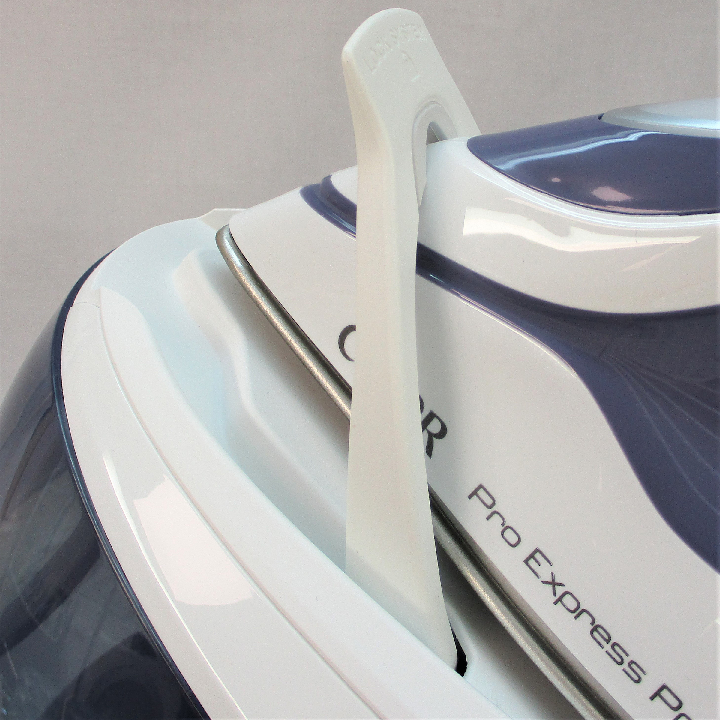 Calor GV9224C1 Pro Express Protect - Système de verrouillage du fer