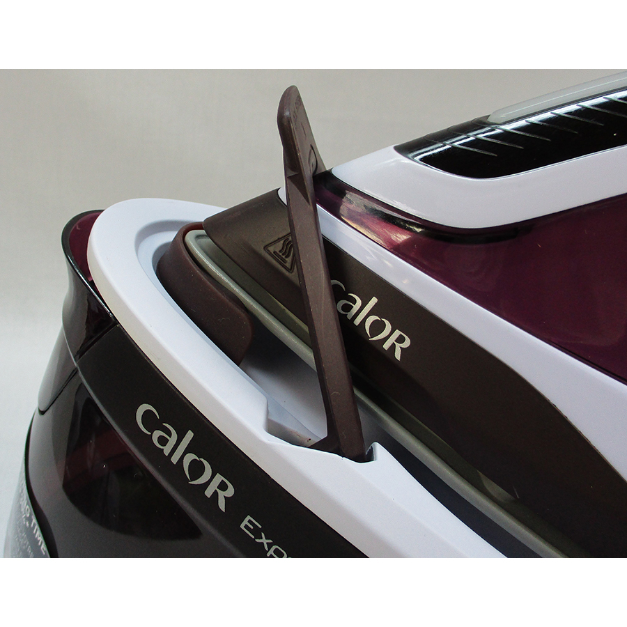 Calor SV6120C0 Express Essential - Système de verrouillage du fer