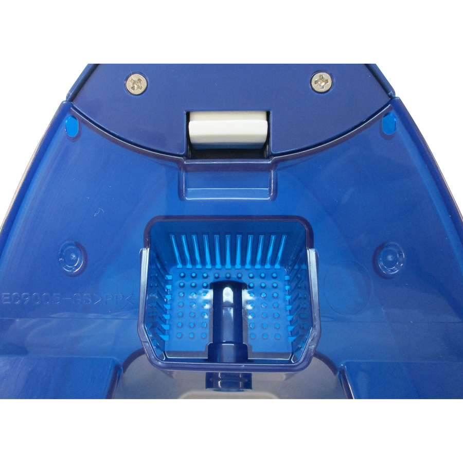 EssentielB (Boulanger) ECVD 2001 - Orifice de remplissage