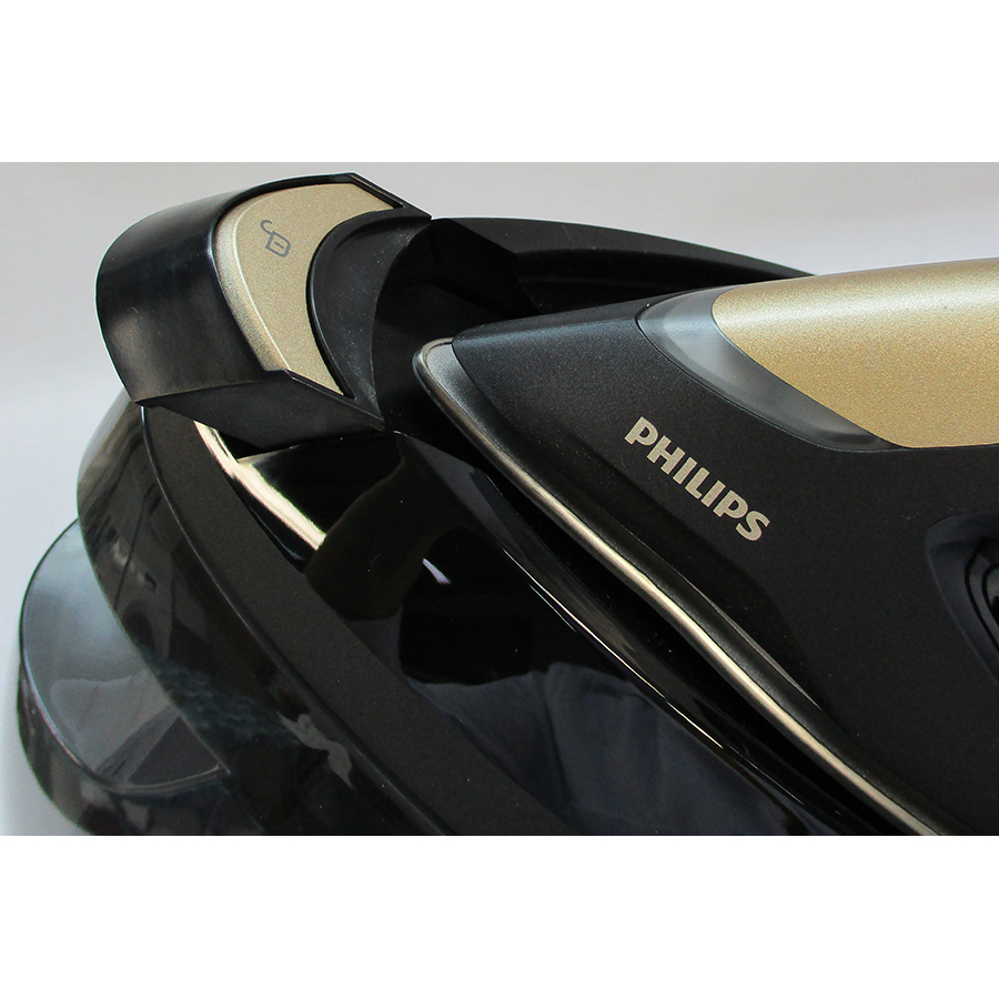 Philips PSG8130/80 PerfectCare 8000 Series - Système de verrouillage du fer