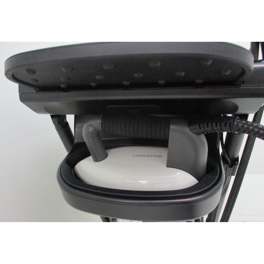 Laurastar Smart I - Compartiment de rangement du fer