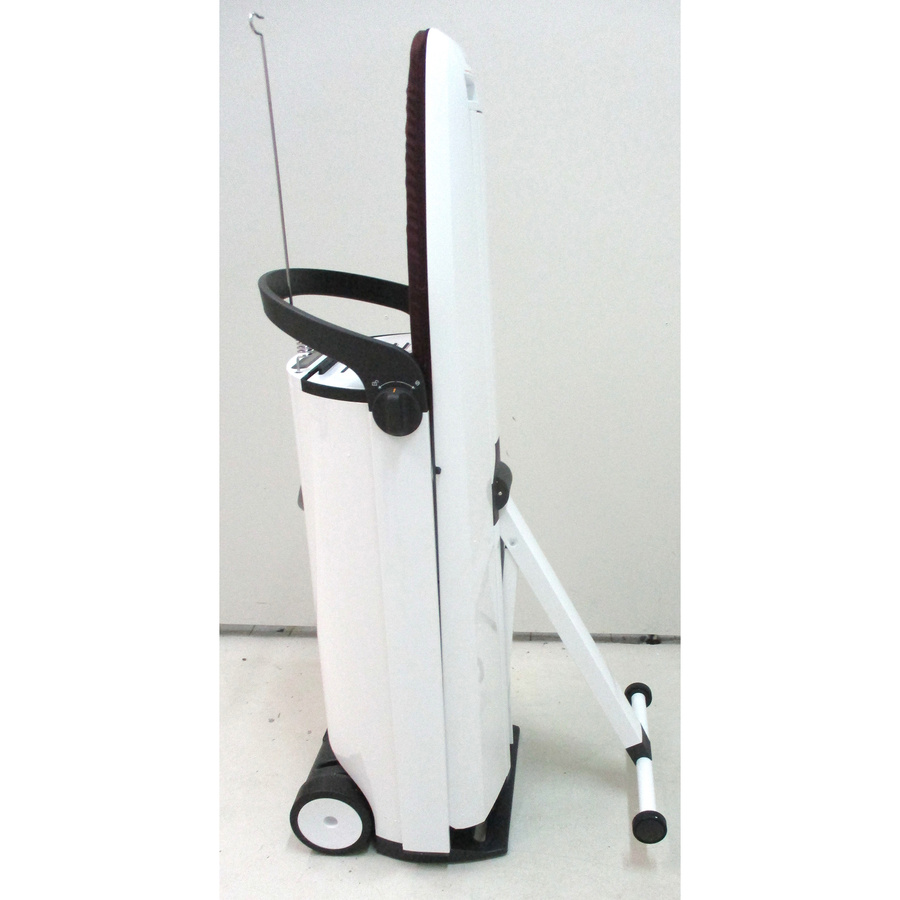 Miele B 4847 FashionMaster - Centre de repassage plié