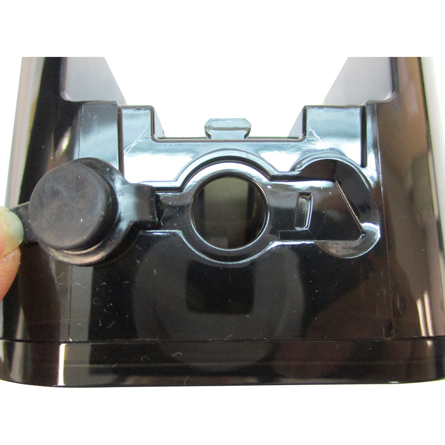 SteamOne EUFD80B James - Orifice de remplissage