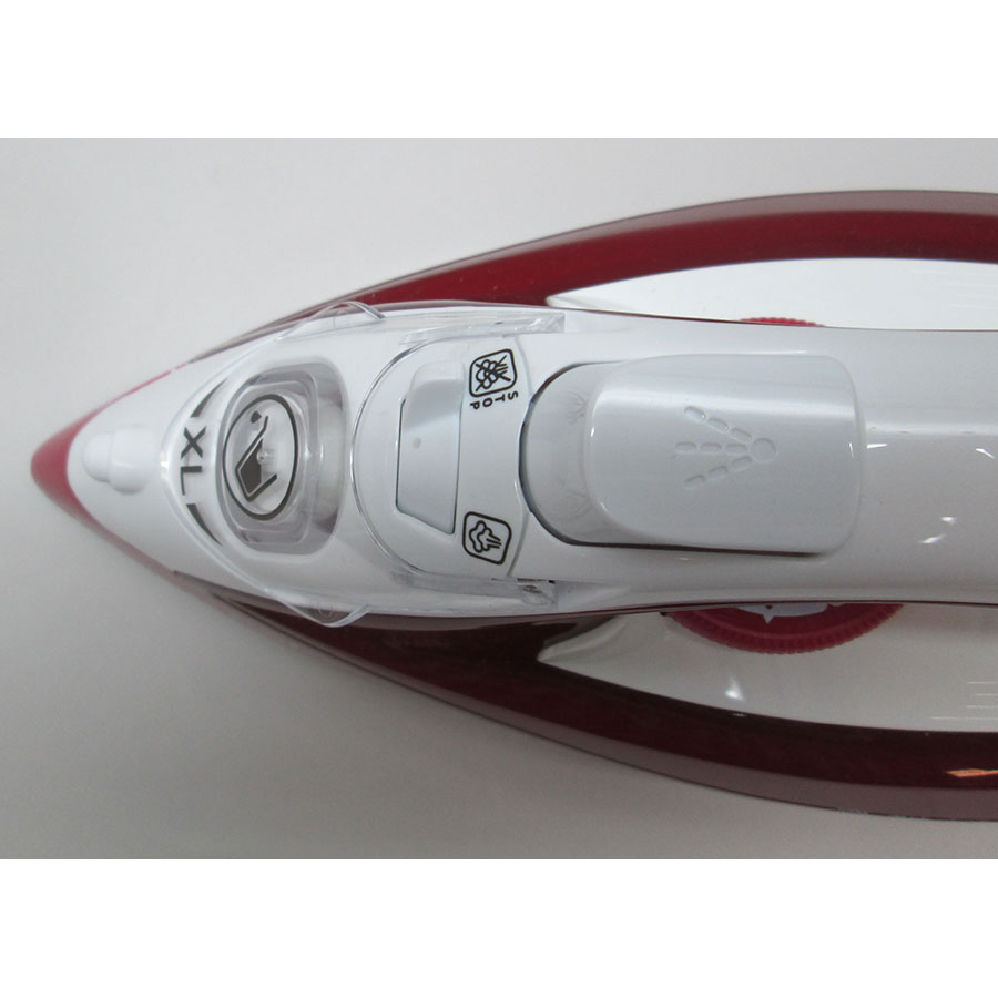 Calor FV4920C0 UltraGliss - Pointe du fer et boutons de commandes