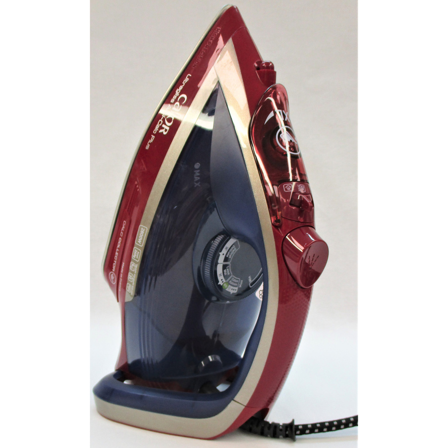 Calor FV6834C0 Ultragliss Plus - Vue d'ensemble posé sur le talon